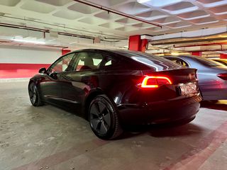 Tesla Model 3 2022 Dual Motor Long Range AWD-thumb-10