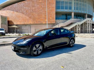 Tesla Model 3 2022 Dual Motor Long Range AWD-thumb-1