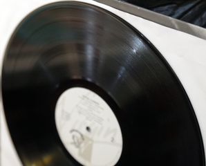 PETER GABRIEL - PETER GABRIEL-thumb-7