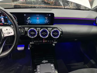 Mercedes-Benz A 250 2021 A250e AMG Line 8G-DCT-thumb-19