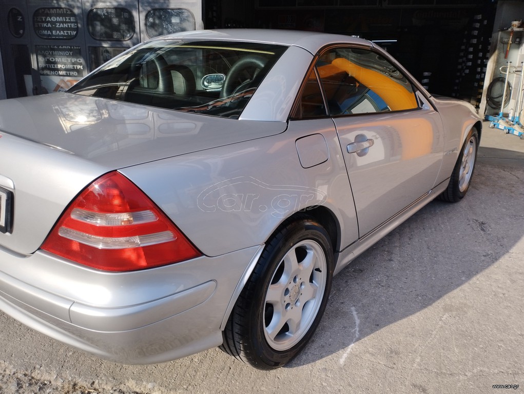 Mercedes-Benz SLK 200 2003 SLK 200 KOMPRESSOR