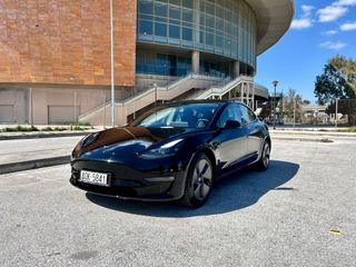 Tesla Model 3 2022 Dual Motor Long Range AWD-thumb-1