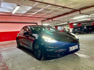 Tesla Model 3 2022 Dual Motor Long Range AWD-thumb-11