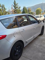 Renault Grand Scenic 2011 7 θεσιο-thumb-25