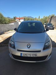 Renault Grand Scenic 2011 7 θεσιο