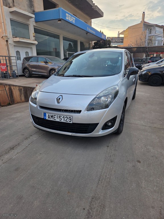 Renault Grand Scenic 2011 7 θεσιο
