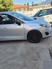 Renault Grand Scenic 2011 7 θεσιο-thumb-11