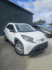 Toyota Aygo (X) 2023 11.000 χλμ άριστο