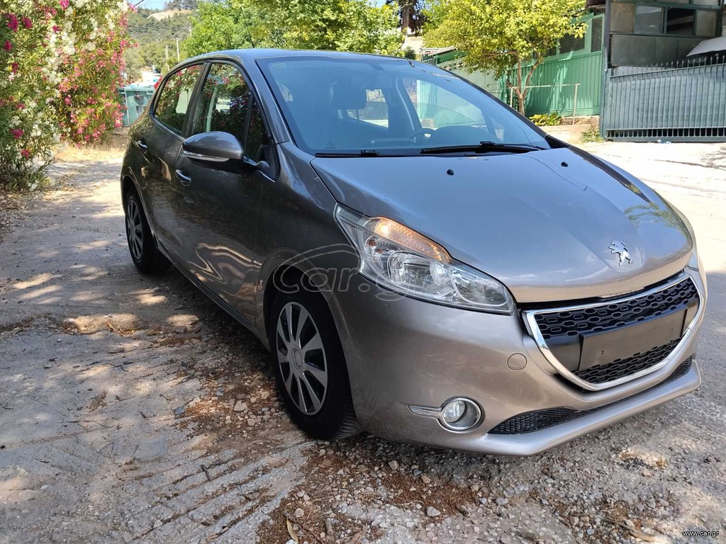 Peugeot 208 2013 1.4 HDI ACCESS