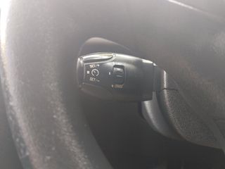 Peugeot 208 2013 1.4 HDI ACCESS-thumb-22