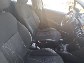 Peugeot 208 2013 1.4 HDI ACCESS-thumb-19