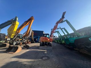 Εκσκαφέας Με Λάστιχα Komatsu 2018 PW 98 MR-10-thumb-10