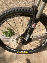 GT Avalanche Sport Full Extra-thumb-1