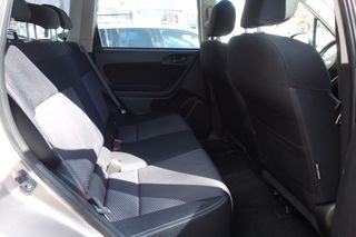 Subaru Forester 2016 2.0D-thumb-10