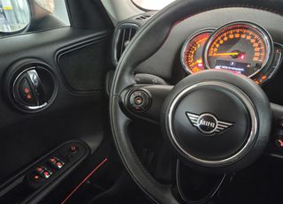 Mini Countryman 2019 (Cooper)-thumb-11