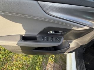 Opel Mokka-e 2023-thumb-14