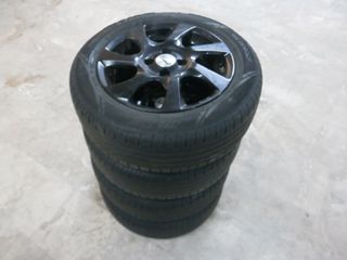 Ζαντολάστιχα Toyota Yaris 2016-thumb-8