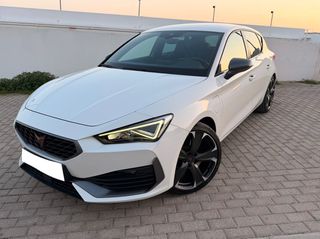 Cupra Leon 2021 1.4 VZ PHEV 245hp-Ατρακάριστο-Navi-Ζάντες 19"-Σέρβις Αντιπρο