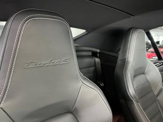 Porsche 911 2026 992.2  Turbo S Cabrio SportDesign Full Option-thumb-41