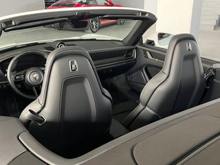 Porsche 911 2026 992.2  Turbo S Cabrio SportDesign Full Option-thumb-34