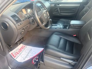 Volkswagen Touareg 2005 3.2 V6 FULL EXTRA-thumb-16