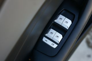 Mg S5 2026 EV LUXURY 7 ΕΤΗ ΕΡΓΟΣΤΑΣΙΑΚΗ ΕΓΓΥΗΣΗ * GALLO S.A. *-thumb-7