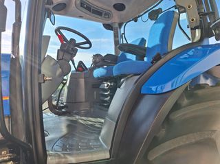 Τρακτέρ New Holland 2007 TS135A-thumb-7
