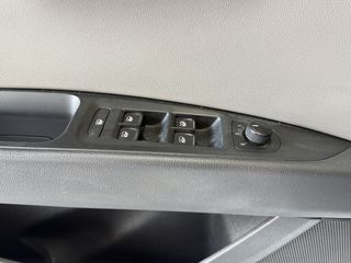 Seat Leon 2016 TSI-thumb-16