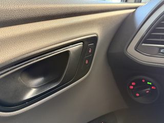 Seat Leon 2016 TSI-thumb-18