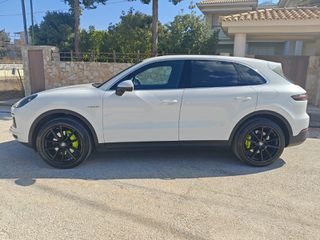 Porsche Cayenne 2020 E- HYBRID-thumb-7