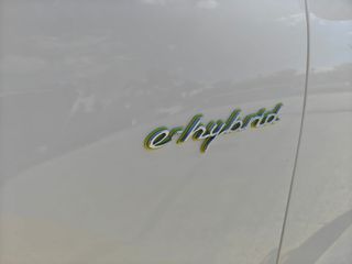 Porsche Cayenne 2020 E- HYBRID-thumb-8