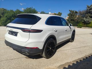 Porsche Cayenne 2020 E- HYBRID-thumb-4