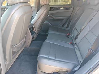 Porsche Cayenne 2020 E- HYBRID-thumb-26