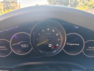 Porsche Cayenne 2020 E- HYBRID-thumb-12