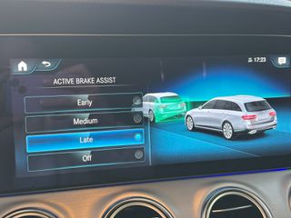 Mercedes-Benz E 220 2022 FACELIFT AMG-thumb-20