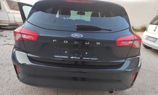 Ford Focus 2019 Titanium-thumb-11