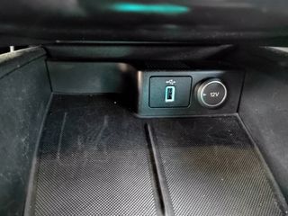 Ford Focus 2019 Titanium-thumb-21