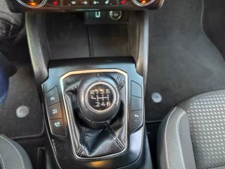 Ford Focus 2019 Titanium-thumb-23