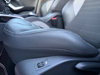 Peugeot 2008 2018 !!!FULL EXTRA!!!EURO 6!-thumb-10