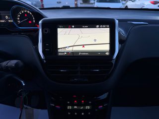 Peugeot 2008 2018 !!!FULL EXTRA!!!EURO 6!-thumb-13