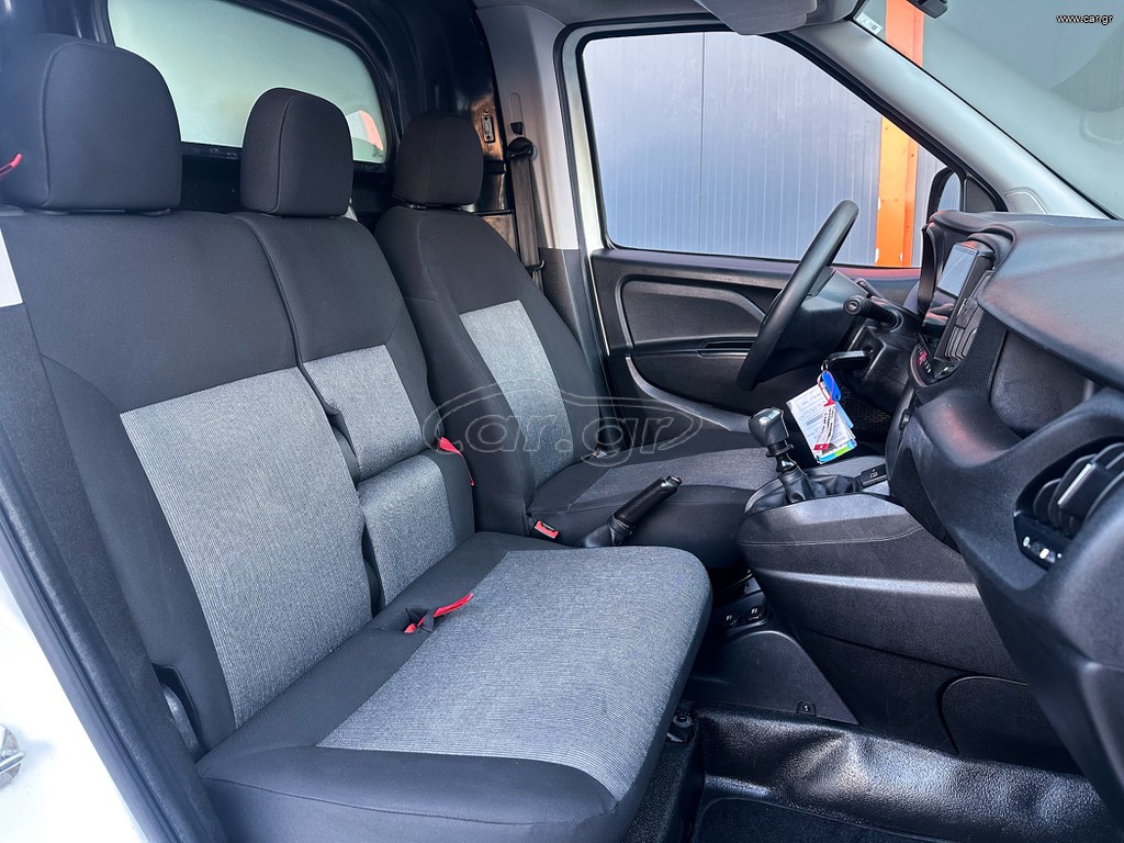 Fiat Doblo 2020 Ψυγείο,Maxi,Ελληνικό,1οΧέρι,PackTecnico,Οθόνη Carplay,Βιβλίο thumbnail 14