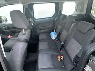 Ford Connect 2015-thumb-8
