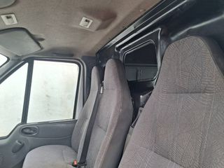 Ford Transit 2002 FT330S-thumb-11