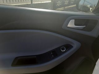Hyundai i 20 2016-thumb-10