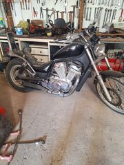 Suzuki Intruder C 1997