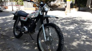 Yamaha DT 125 1974-thumb-9