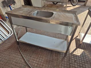 ΛΑΝΤΖΑ ΜΟΝΗ ΑΝΟΙΧΤΗ ΔΙΑΣΤΑΣΕΩΝ 120Χ50Χ85 ΜΕ 1 ΓΟΥΡΝΑ ΣΤΟ ΚΕΝΤΡΟ ΔΙΑΣΤΑΣΕΩΝ 37Χ34Χ15 ΚΑΙ ΠΑΣΟ