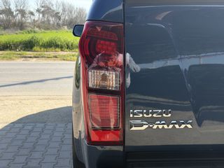 Φορτηγό Έως 7.5τ Isuzu 2016 Isuzu D-Max 2016 LXS GENERATION TWIN TURBO 2.5 2/2-thumb-23
