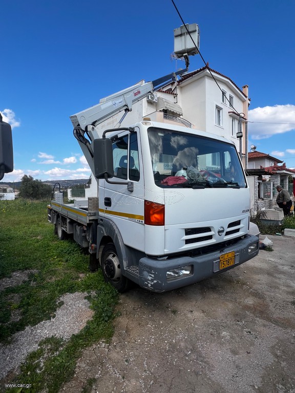 Καλαθοφόρα Nissan 2004 Atleon