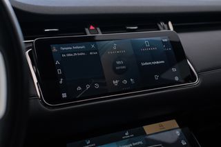 Land Rover Range Rover Evoque 2022 P300E HSE R-DYNAMIC-thumb-33
